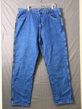 NWT Rustler Wrangler Mens 38x32 Relaxed Fit Straight Leg Heavyweight Denim Jeans
